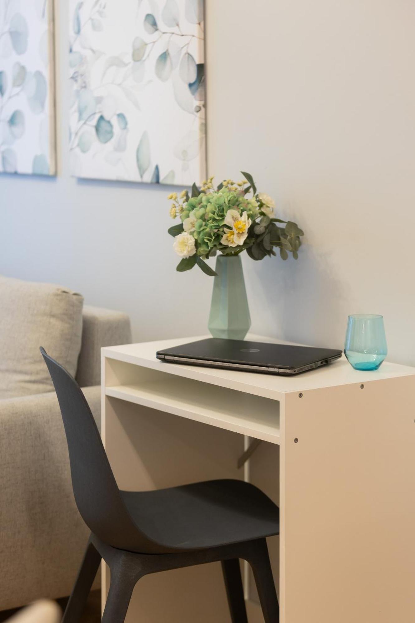 Zajezdnia Wrzeszcz Modern & Stylish Apartment Gym Gdansk By Noclegi Renters Eksteriør billede