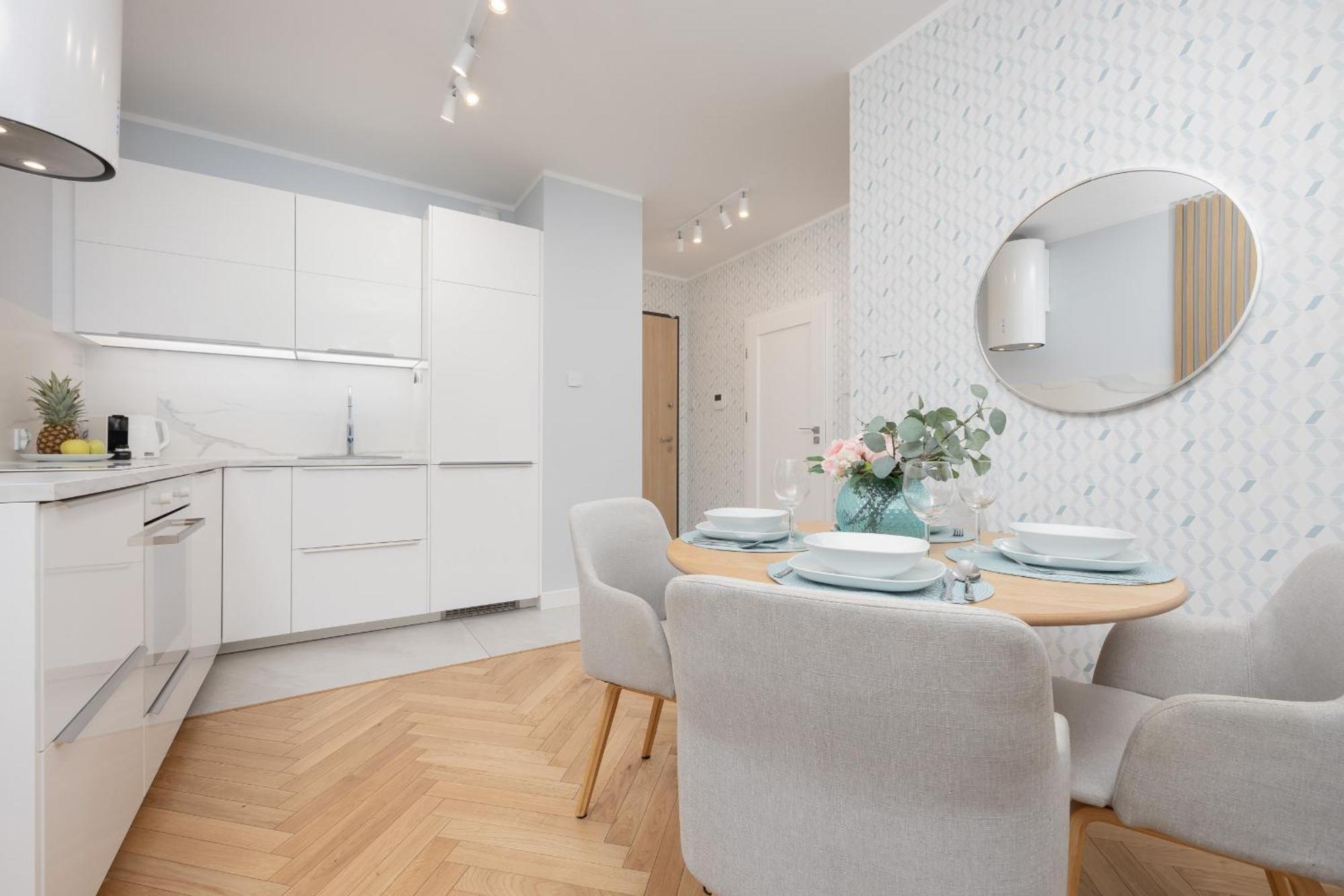 Zajezdnia Wrzeszcz Modern & Stylish Apartment Gym Gdansk By Noclegi Renters Eksteriør billede